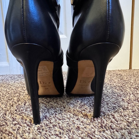 Christian Dior Black Ankle Leather Boots w Silver Buckle Size 40 - Picture 15 of 16